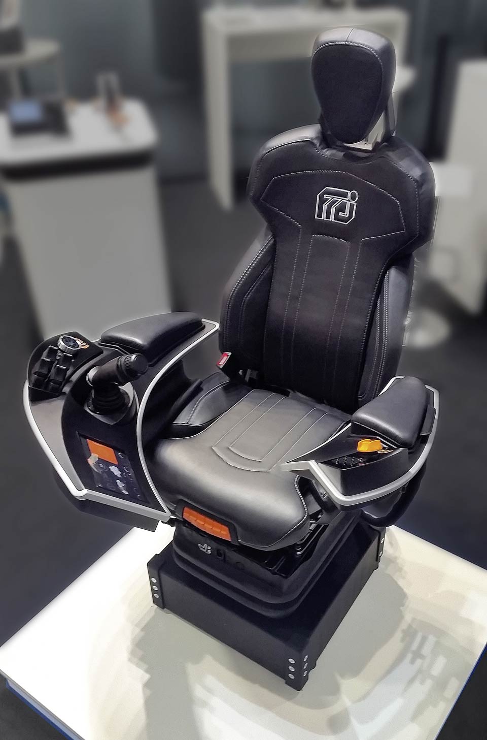 MFA Frei Messestand kompletter Sitz montiert auf der Messe 2023